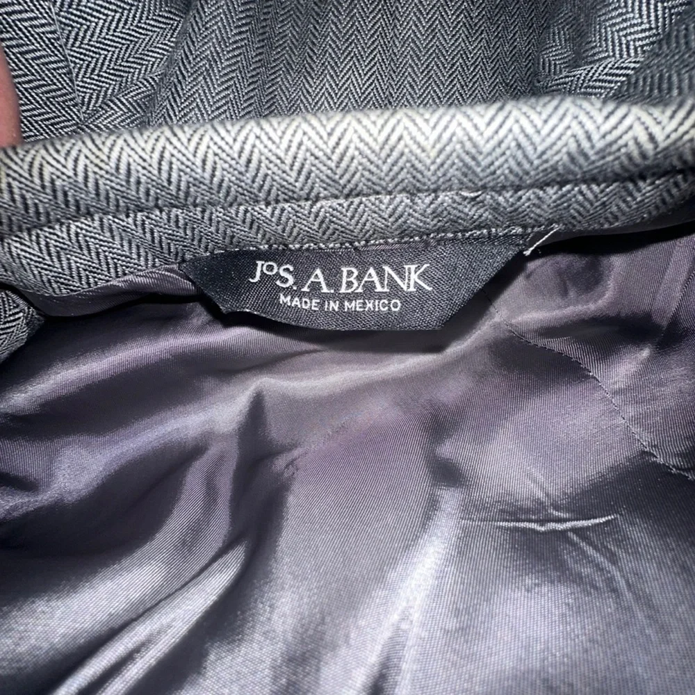 JoS. A. Bank Men’s Silk & Camel Hair Gray Herringbone Blazer Sport Coat 44R